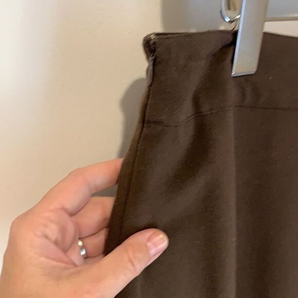 Vintage SilkLand embroidered brown midi skirt - Picture 5 of 9